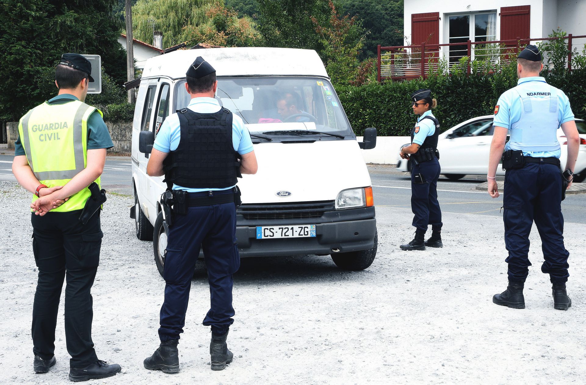 Френската полиция е мобилизирана