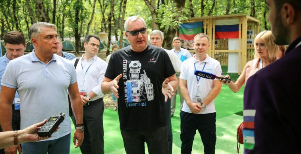 Дмитрий Рогозин бе обект на голям медиен интерес