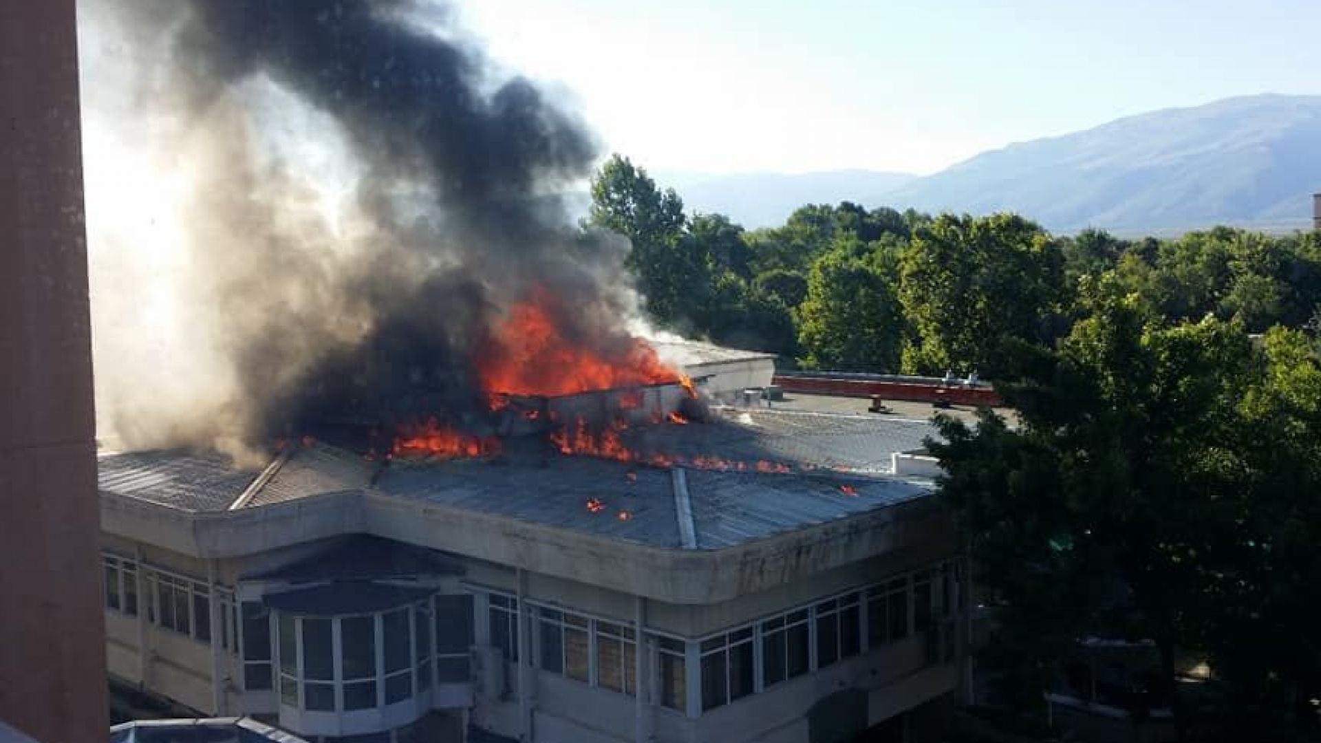 Стотици бяха евакуирани от оздравителен комплекс в Павел баня заради