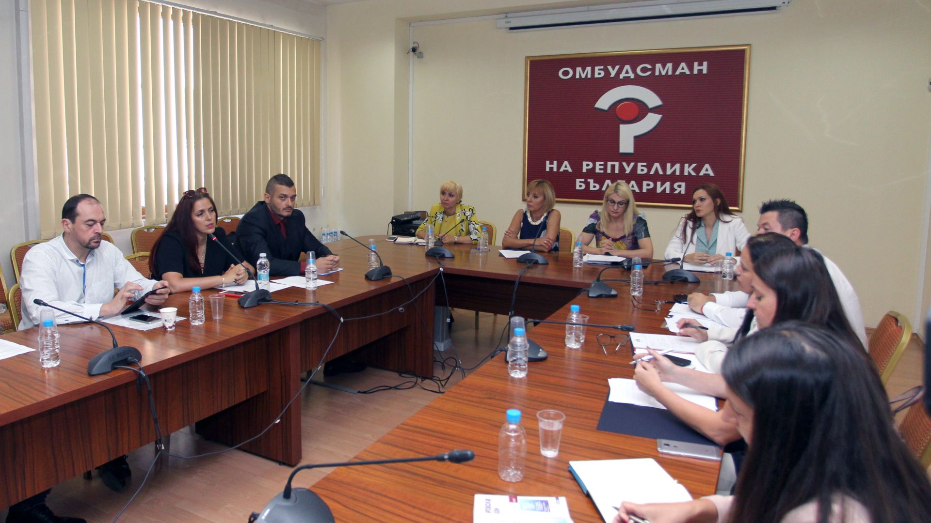 Адвокати сигнализираха за проблеми и разнопосочна практика в Агенцията по