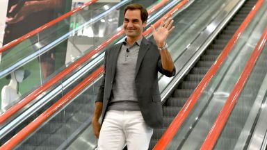Империята Федерер: Той почти не играе, но е спечелил 90 млн. долара за година