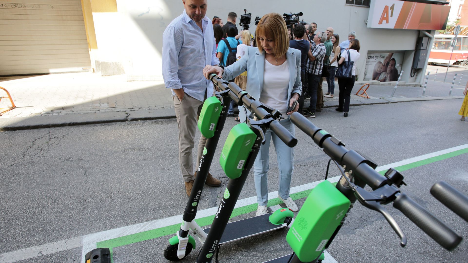 От днес в София могат да се ползват електрически скутери