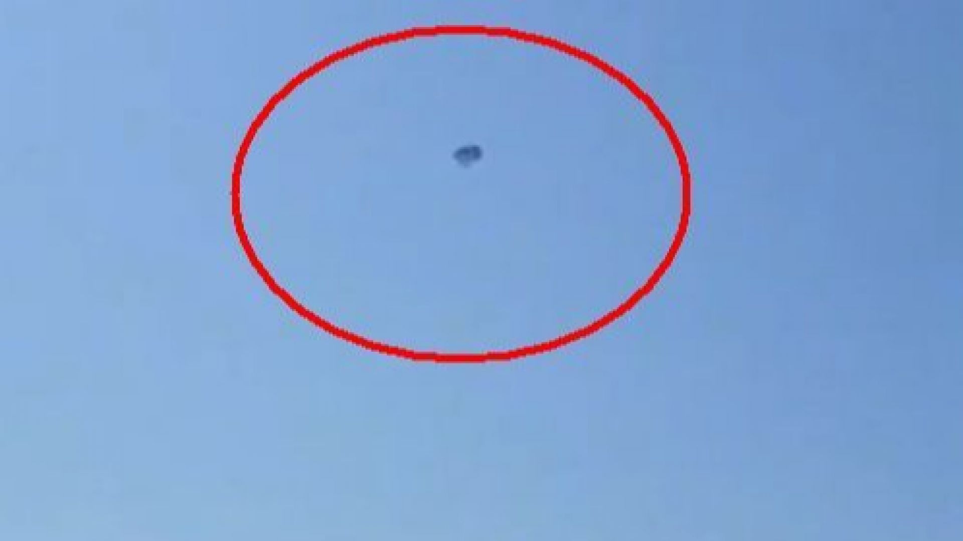 Туристите който летяха със скъсания парашут на Каваците не са