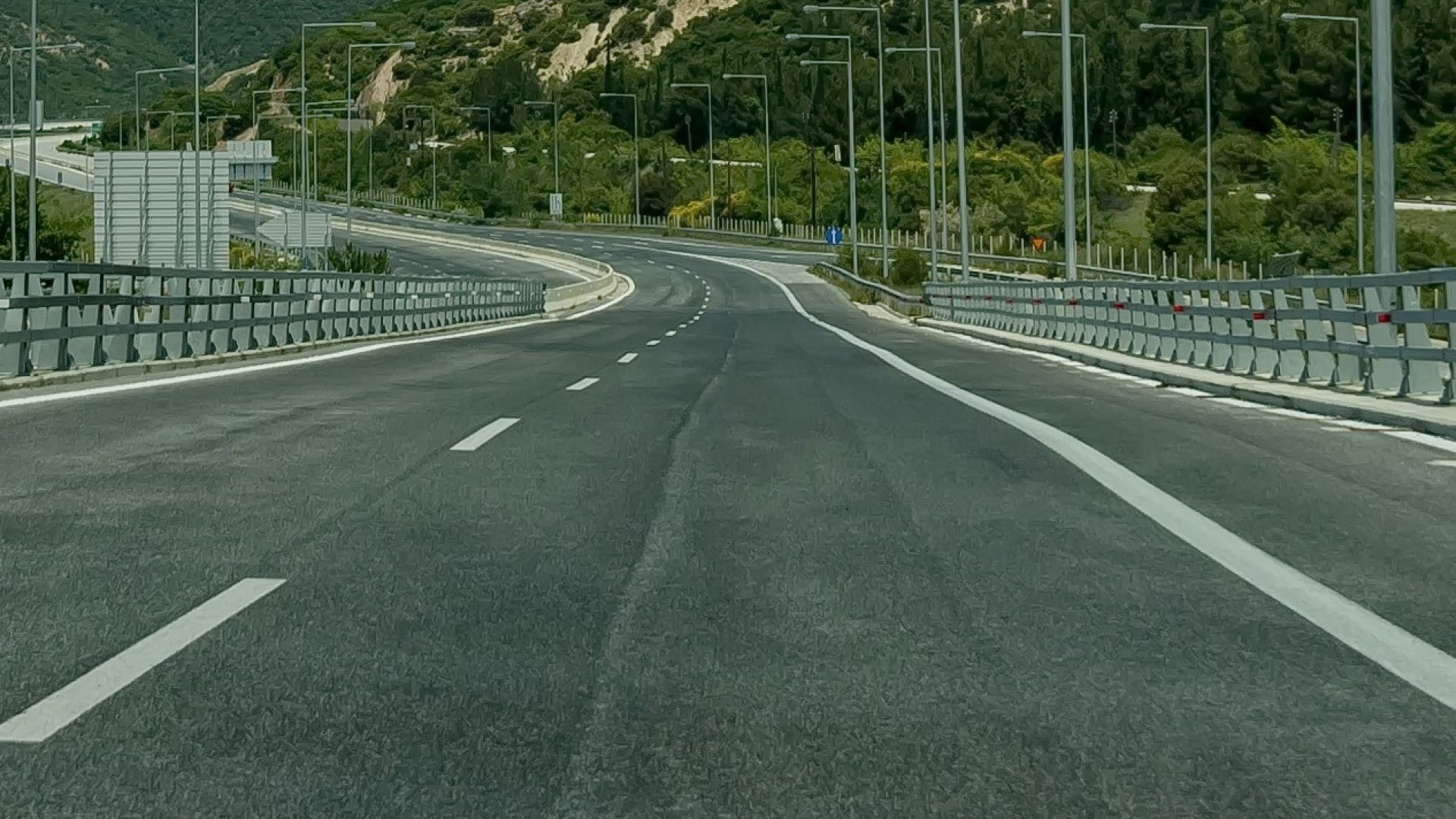 30 годишна жена от Кюстендил е задържана след като откраднала такси