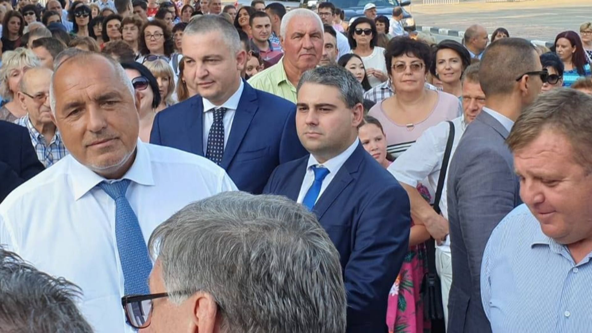 Според премиера Бойко Борисов държавата може да подпомогне туризма чрез