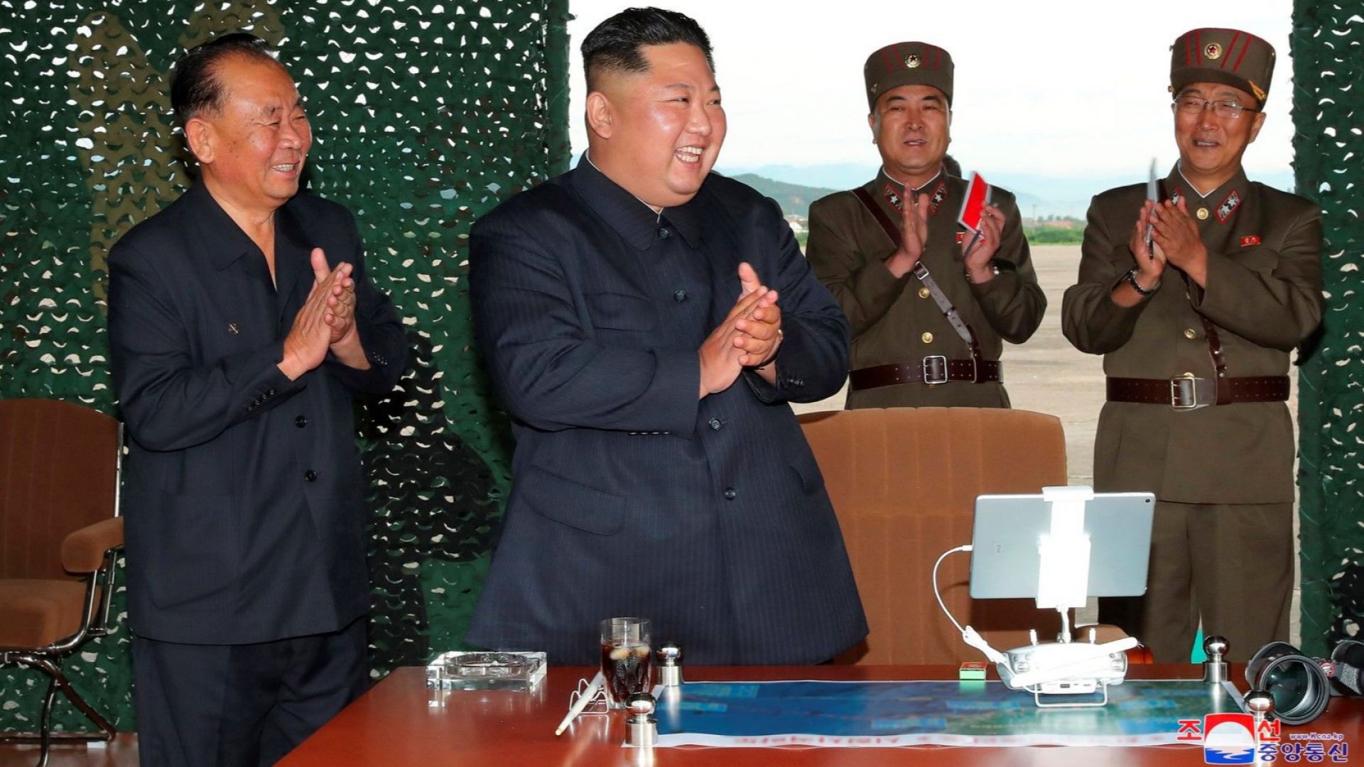 Севернокорейският парламент прие промени в конституцията засилващи допълнително ролята на
