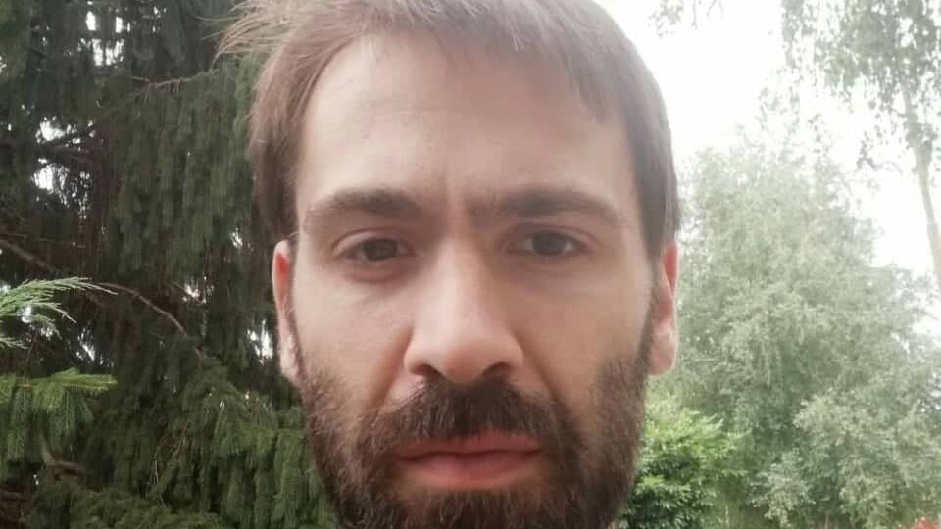 Полицията във Варна издирва 28 годишния Иван Йорданов който за последно