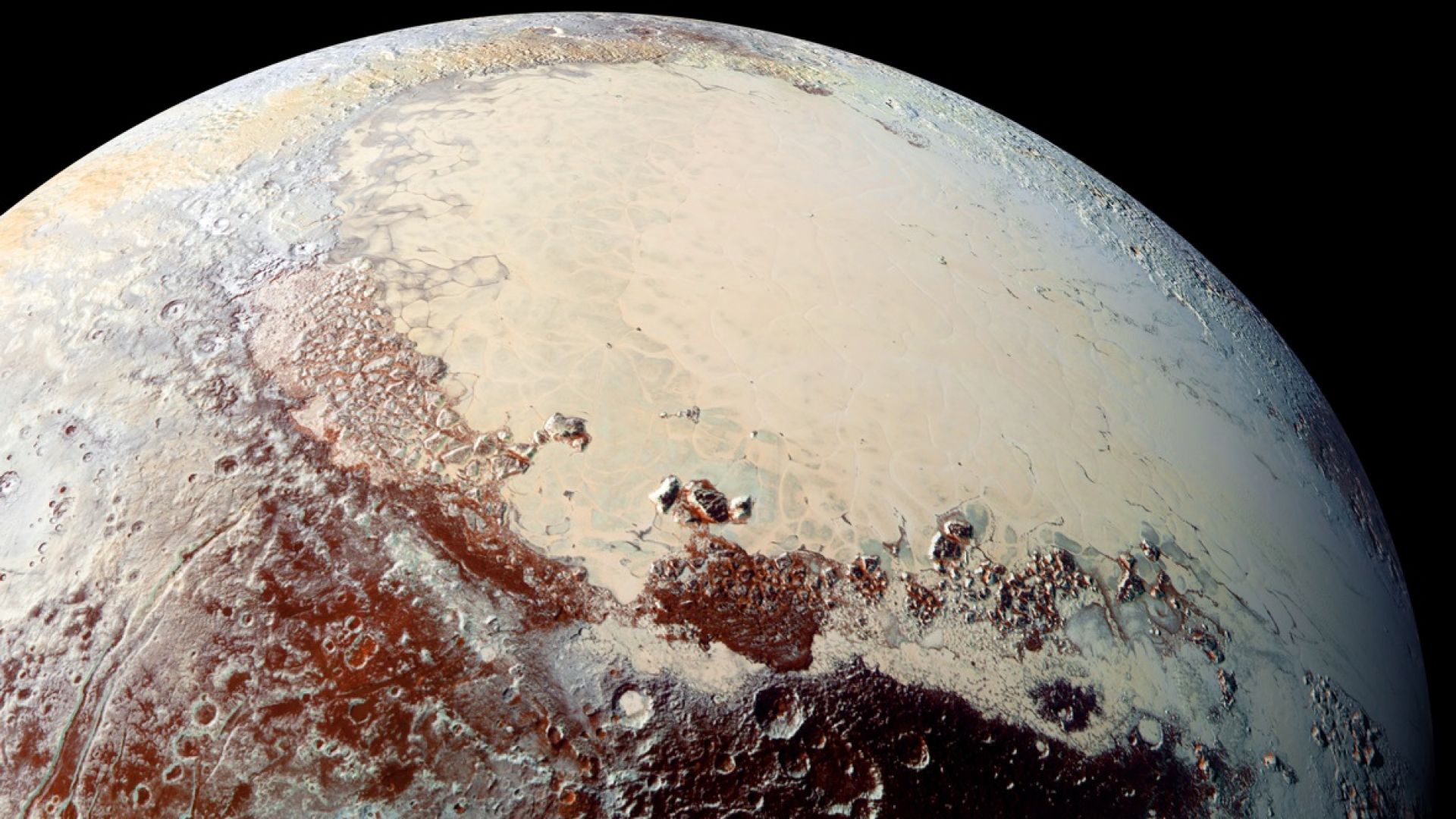 Откриха метанов сняг по планински върхове на Плутон