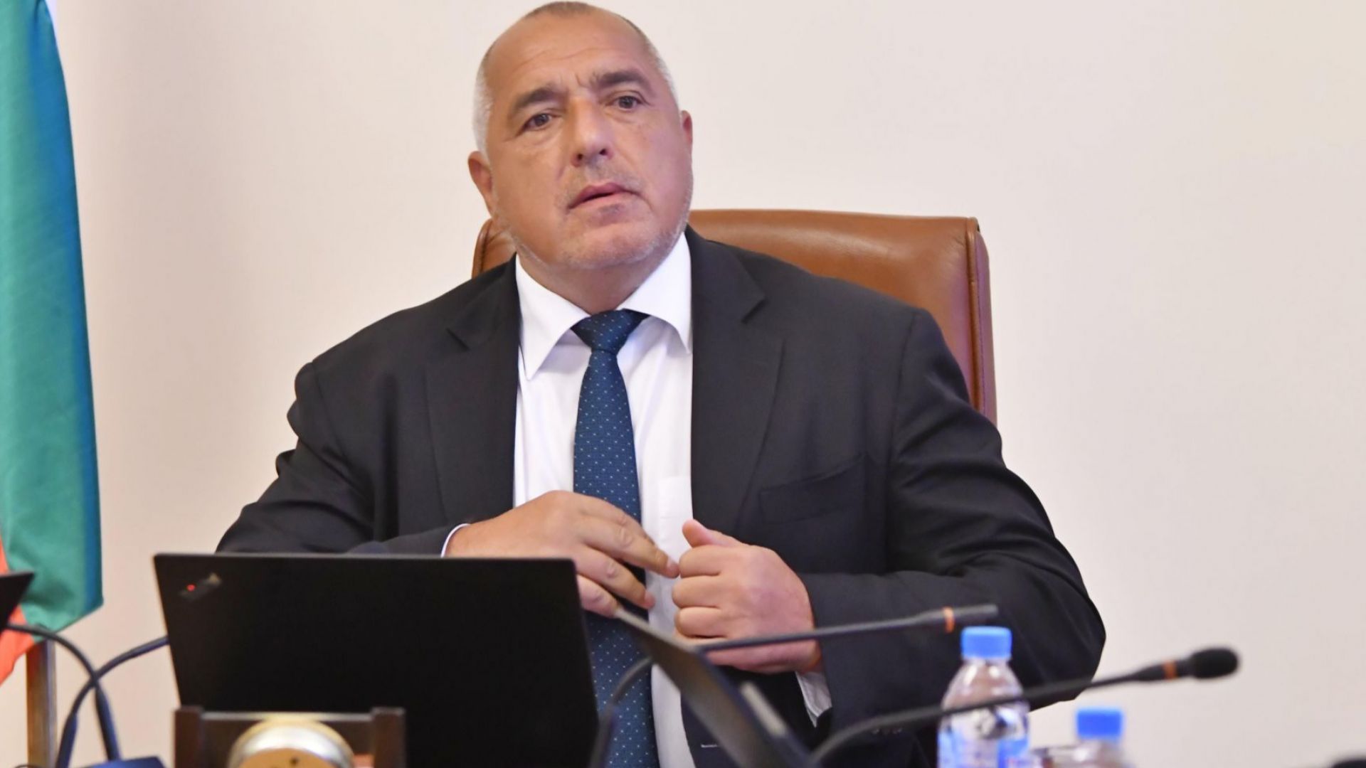 Някои се напочиваха през август докато ние работехме и сега