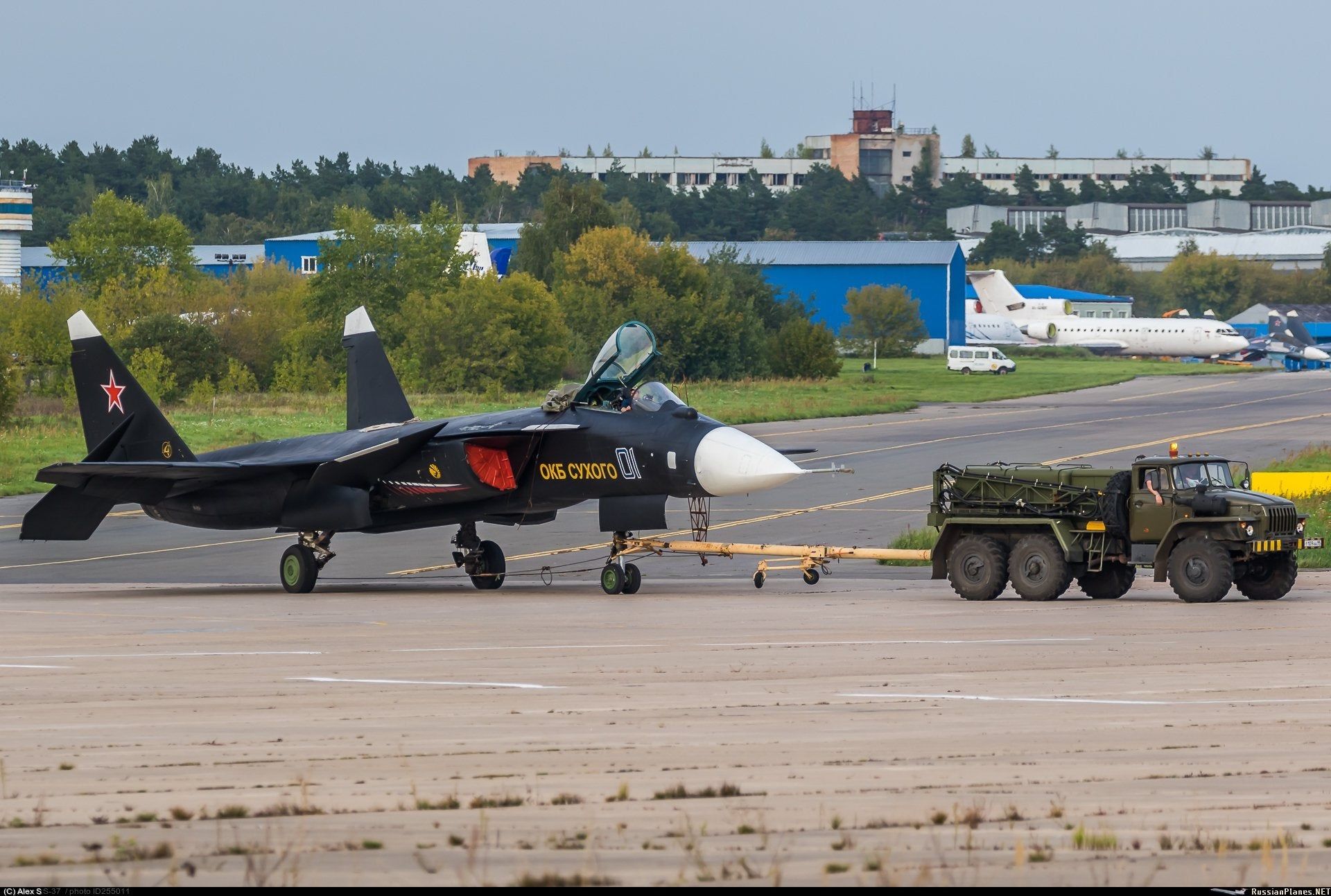 Тестовият Су-47