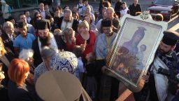 Две чудотворни икони от Украйна посреща Старозагорската епархия