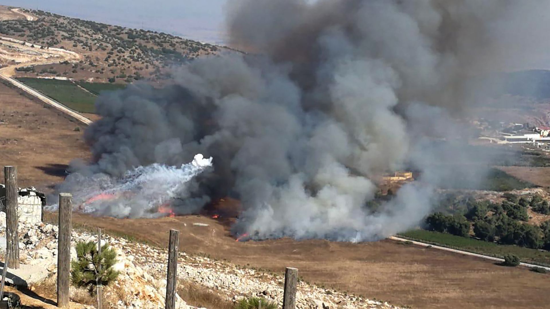 Израелската армия заяви че днес откъм Ливан са изстреляни противотанкови