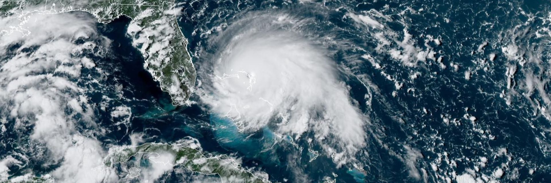 Ураганът Дориан идва и в Европа, след като "овършее" източния бряг на САЩ