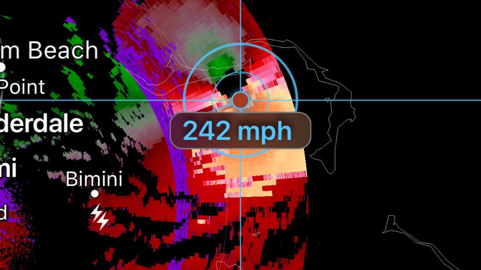 радар във Флорида отчете скорост на вятъра в един от секторите на Дориан от над 240 мили в час (над 360 километра в час!)