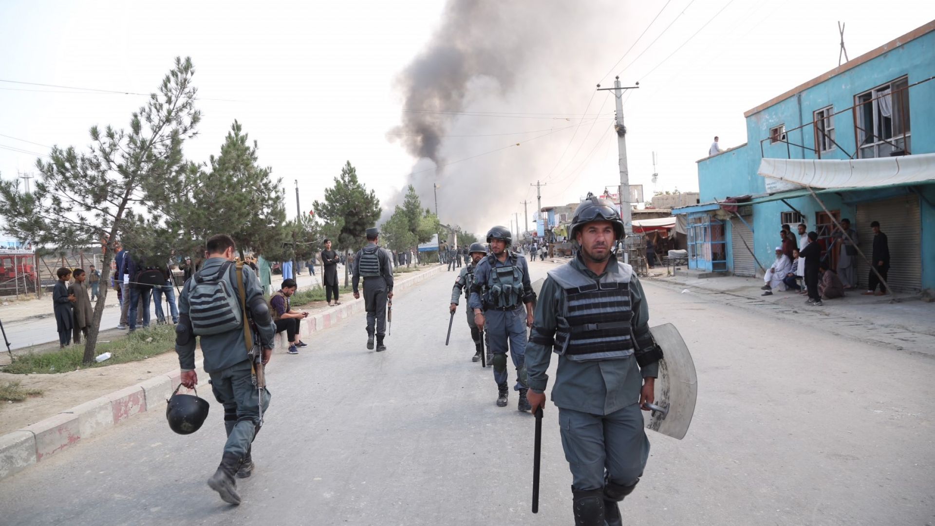 НАТО ще продължи да подкрепя афганистанските сили обеща днес генералният