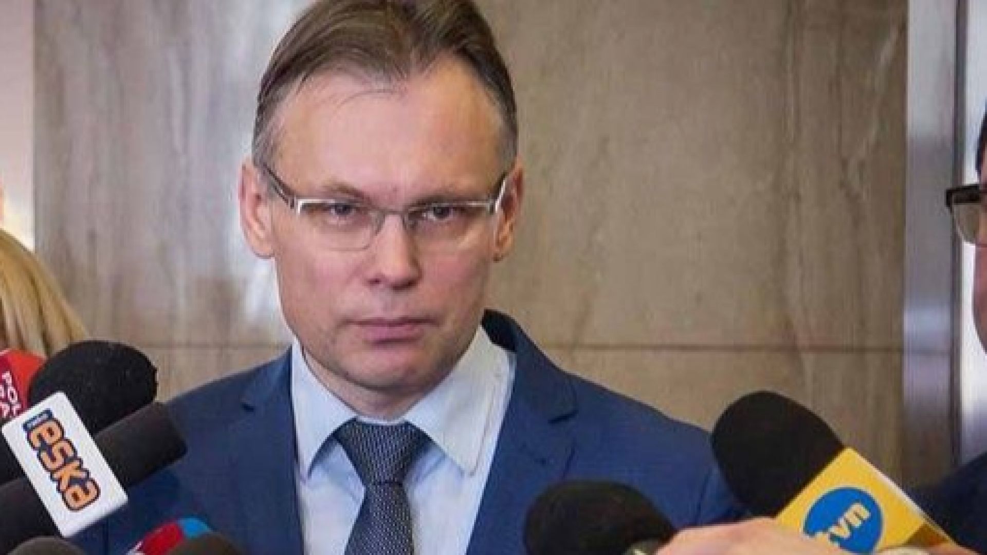 Германия трябва да направи нещо повече от това да иска