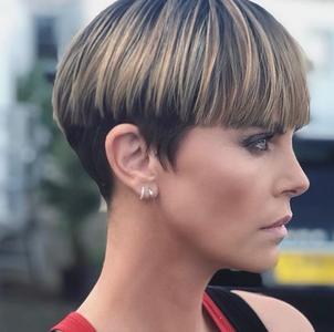 Шарлийз Терон с ново амплоа в „Бързи и яростни 9“