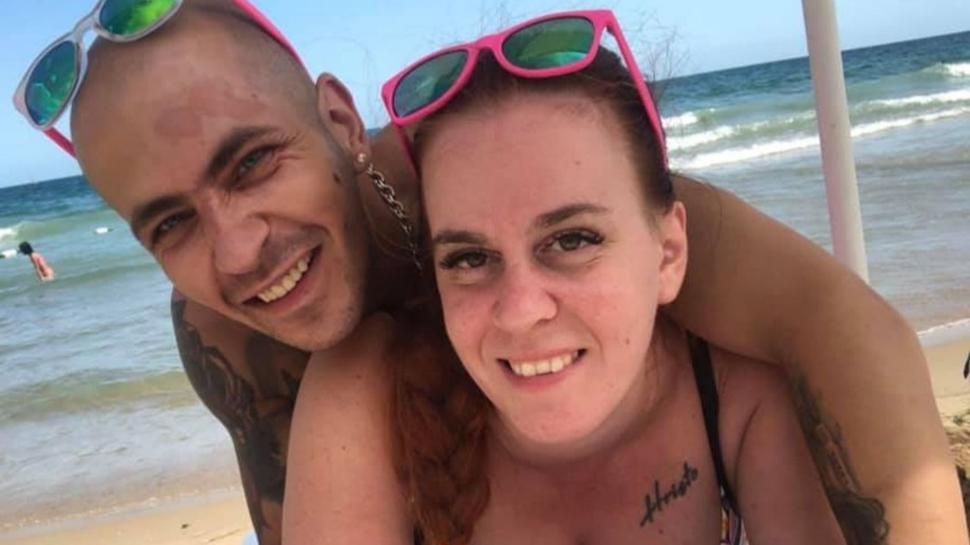 Близки и приятели на загиналите при зверска катастрофа с мотор