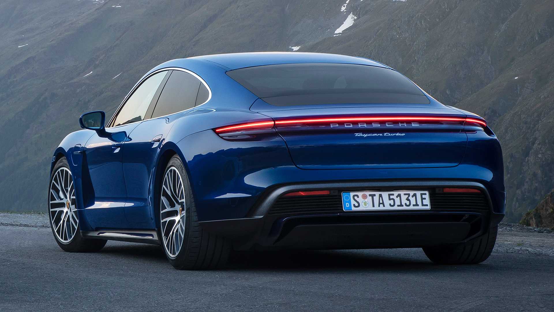 Porsche ще предложи поне 6 нови модела през 2021 година