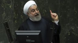 Отиващият си президент на Иран призна, че правителството му невинаги е казвало истината