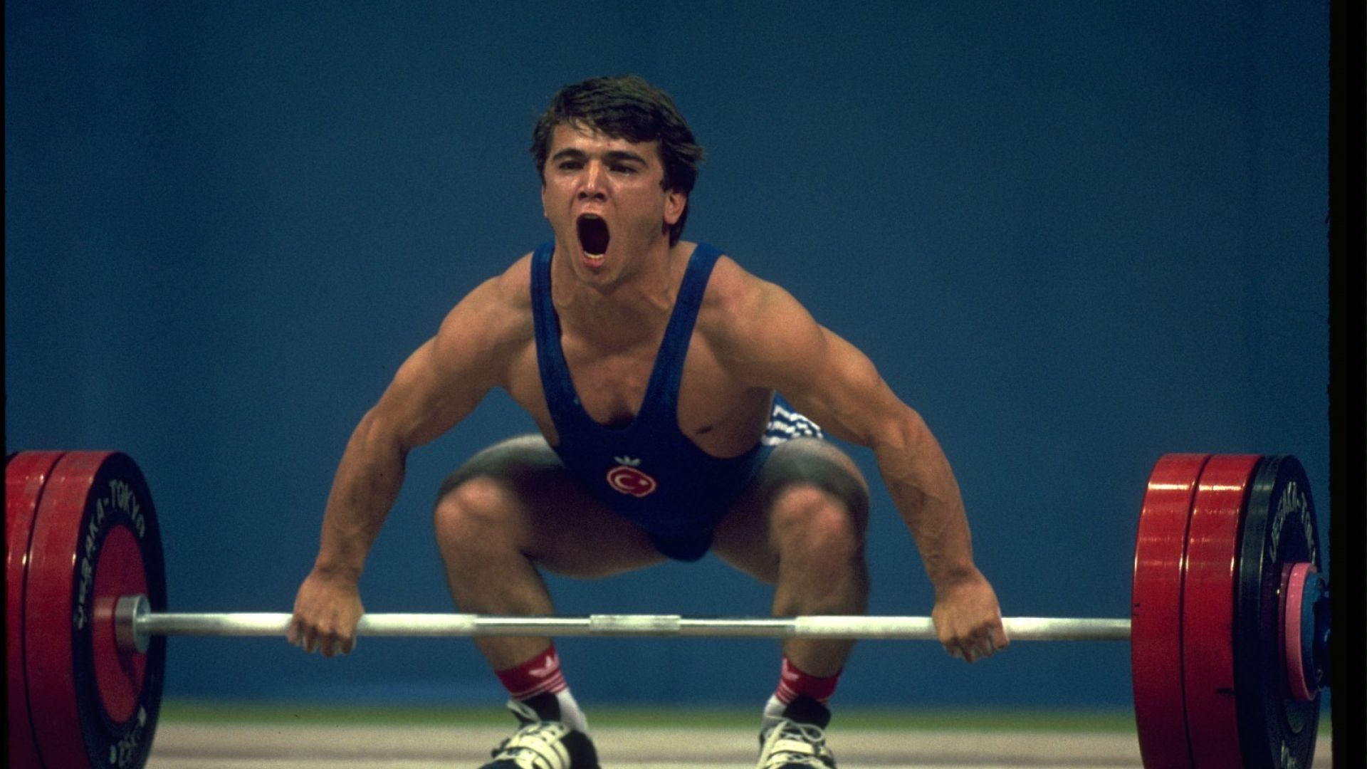 Утвърден е афишът за игралния филм посветен на легендарния щангист