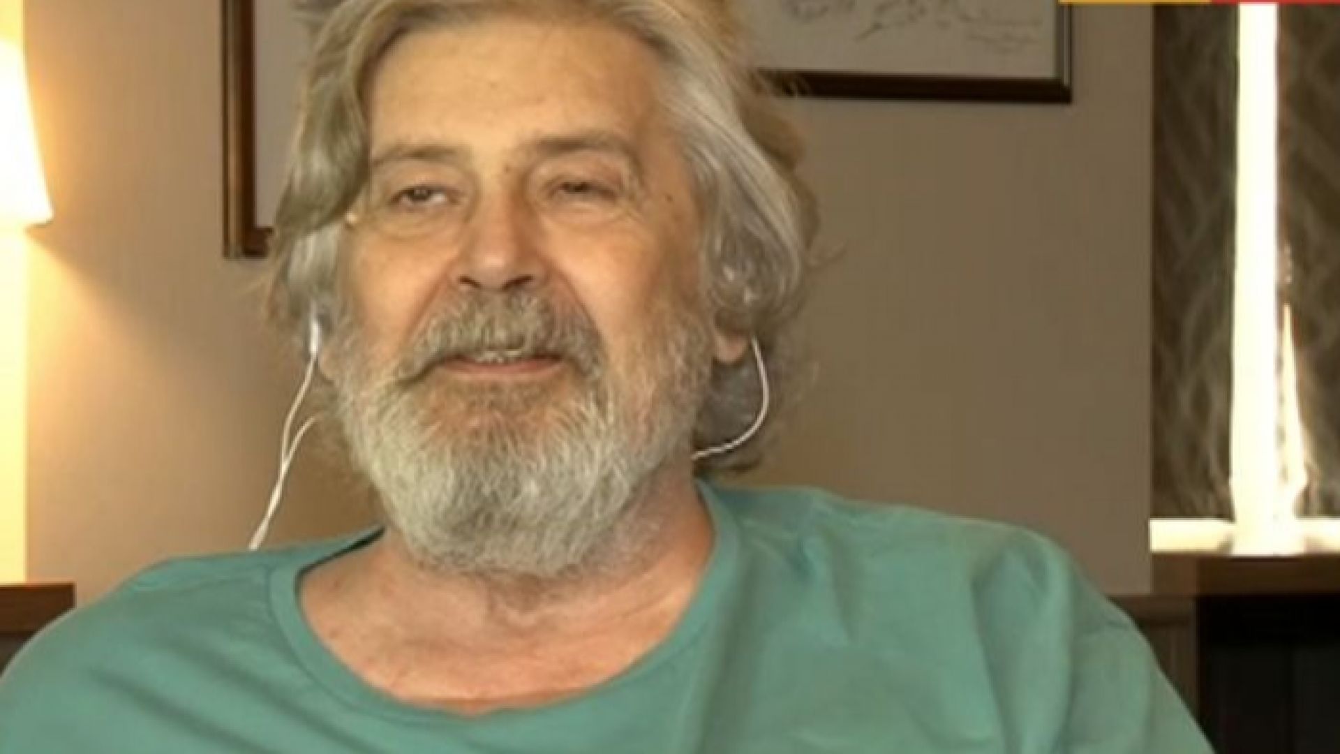 Актьорът Стефан Данаилов се завръща на сцената само дни след