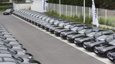 Белгийците не желаят да се разделят със служебните си автомобили