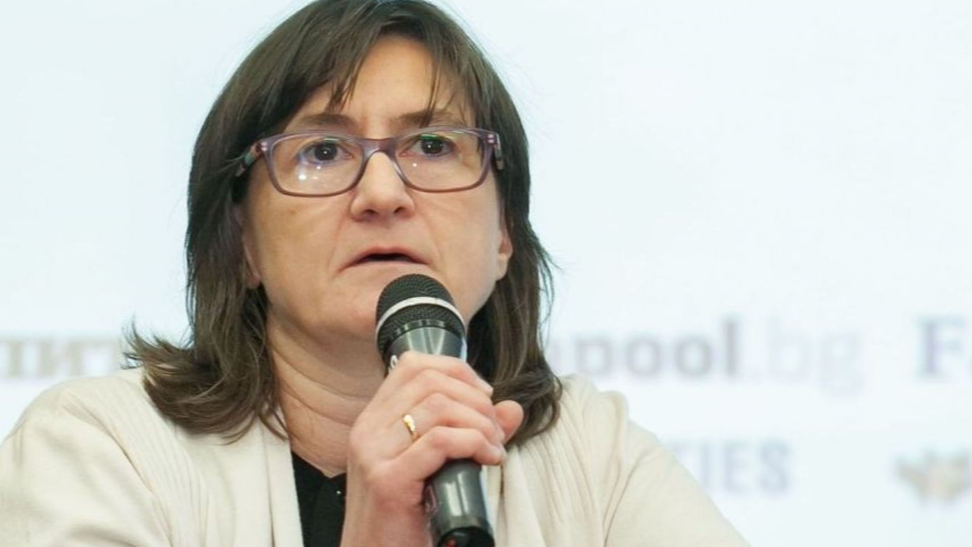 Със заповед на премиера Бойко Борисов от длъжността заместник министър на