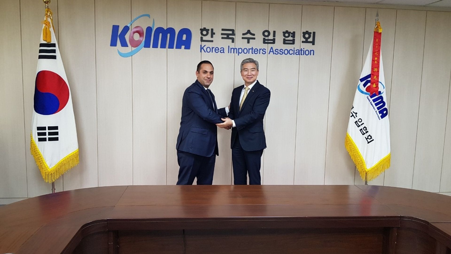 Южна Корея иска да внася български вина, етерични масла и млечни продукти