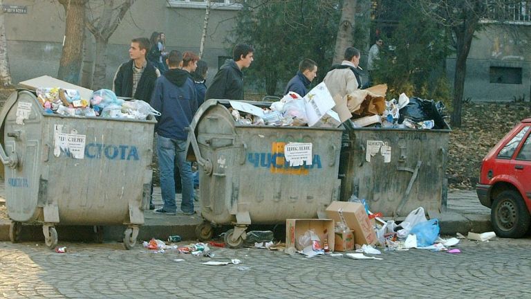Ултиматум от почистващи фирми: 1/3 от София затъва в боклук от 19 май, ако не получим 9 млн.
