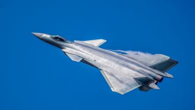 Какво знаем за най-добрият китайски изтребител (снимки)