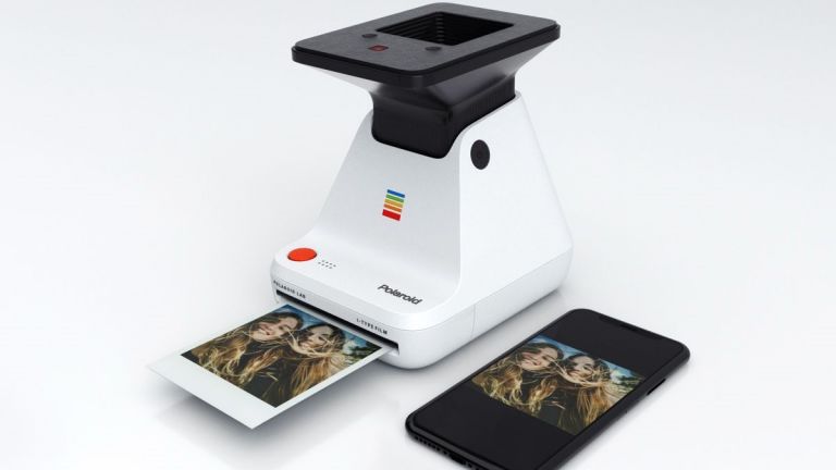 Polaroid ще предложи необичаен мобилен принтер