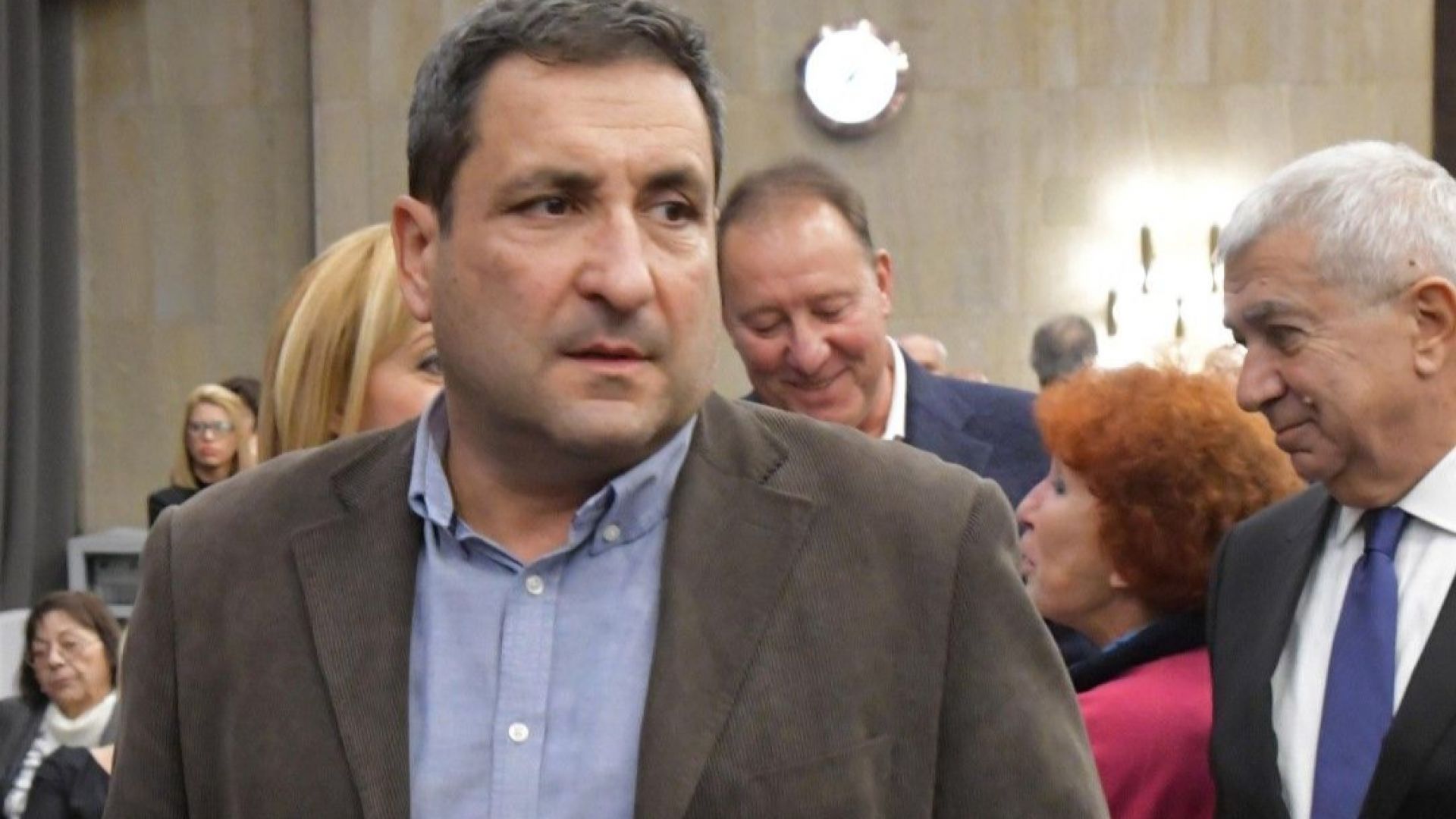 Популярният актьор Тончо Токмакчиев ще се регистрира като кандидат за