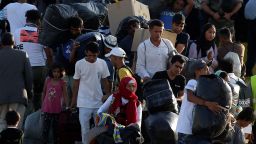 Каракачанов: Знаем как да реагираме при увеличение на бежанския натиск от Турция