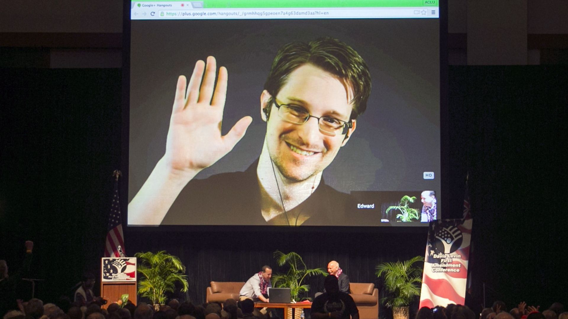 Бившият сътрудник на американската Агенция за национална сигурност Едуард Сноудън