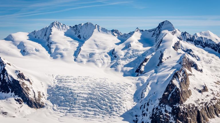 Швейцарските ледници продължват да се топят с тревожни темпове