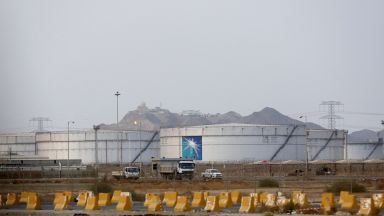 Сауди Арамко намалява цената на петрола за Европа с 2,2 долара на барел за февруари