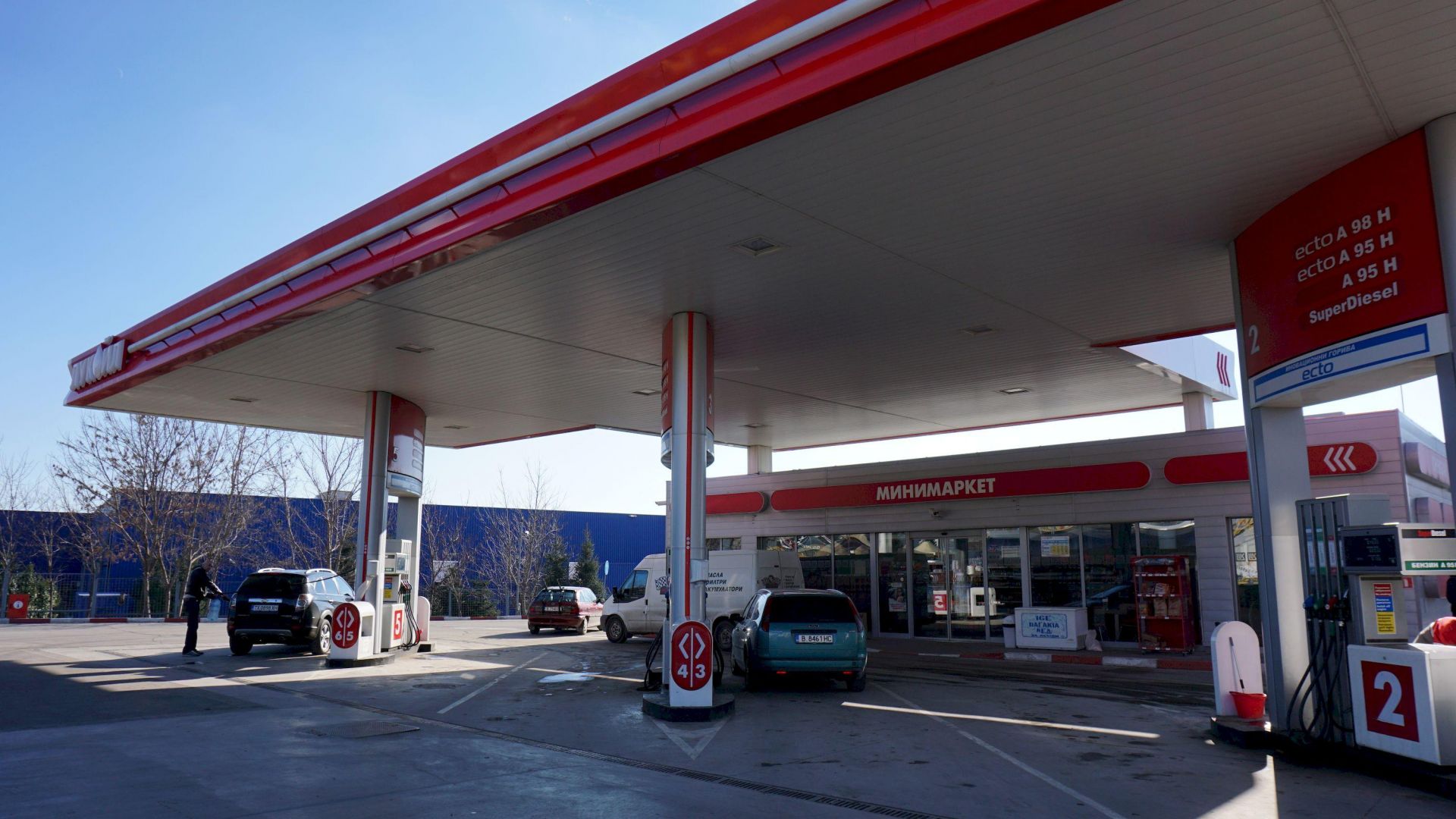 Експерти прогнозират поскъпване на петрола на световните пазари а от