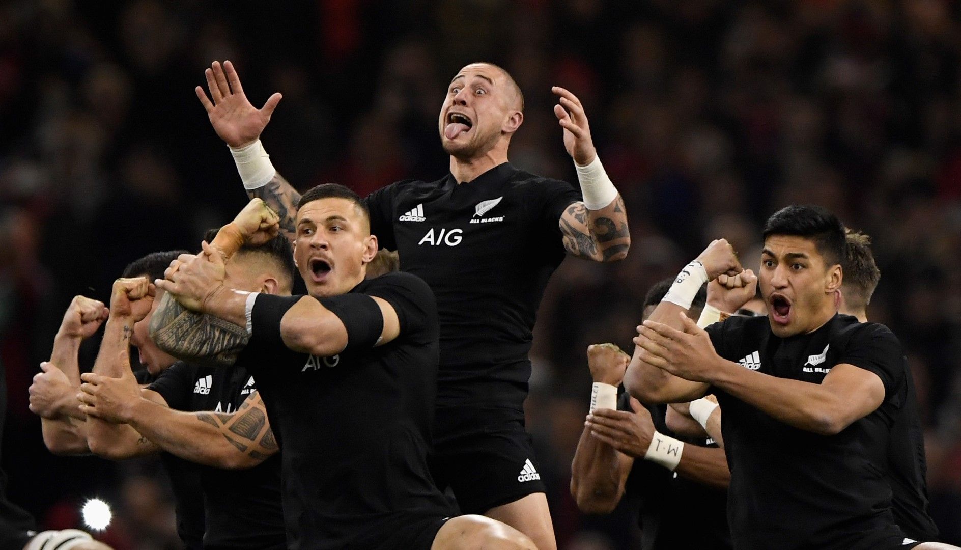 Всеки мач на Нова Зеландия започва с хака - смразяваща кръвта на съперниците