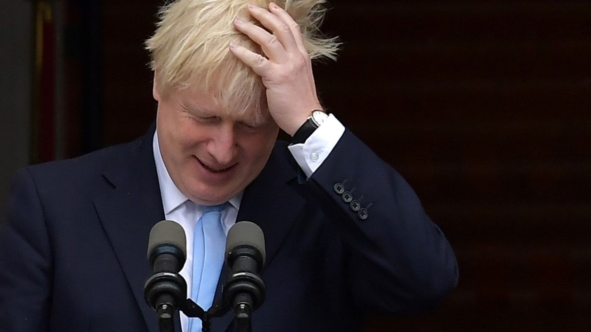 Британският премиер Борис Джонсън получи краен срок до 30 септември