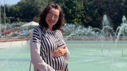 "Мис България" Марина Войкова показа бременно коремче
