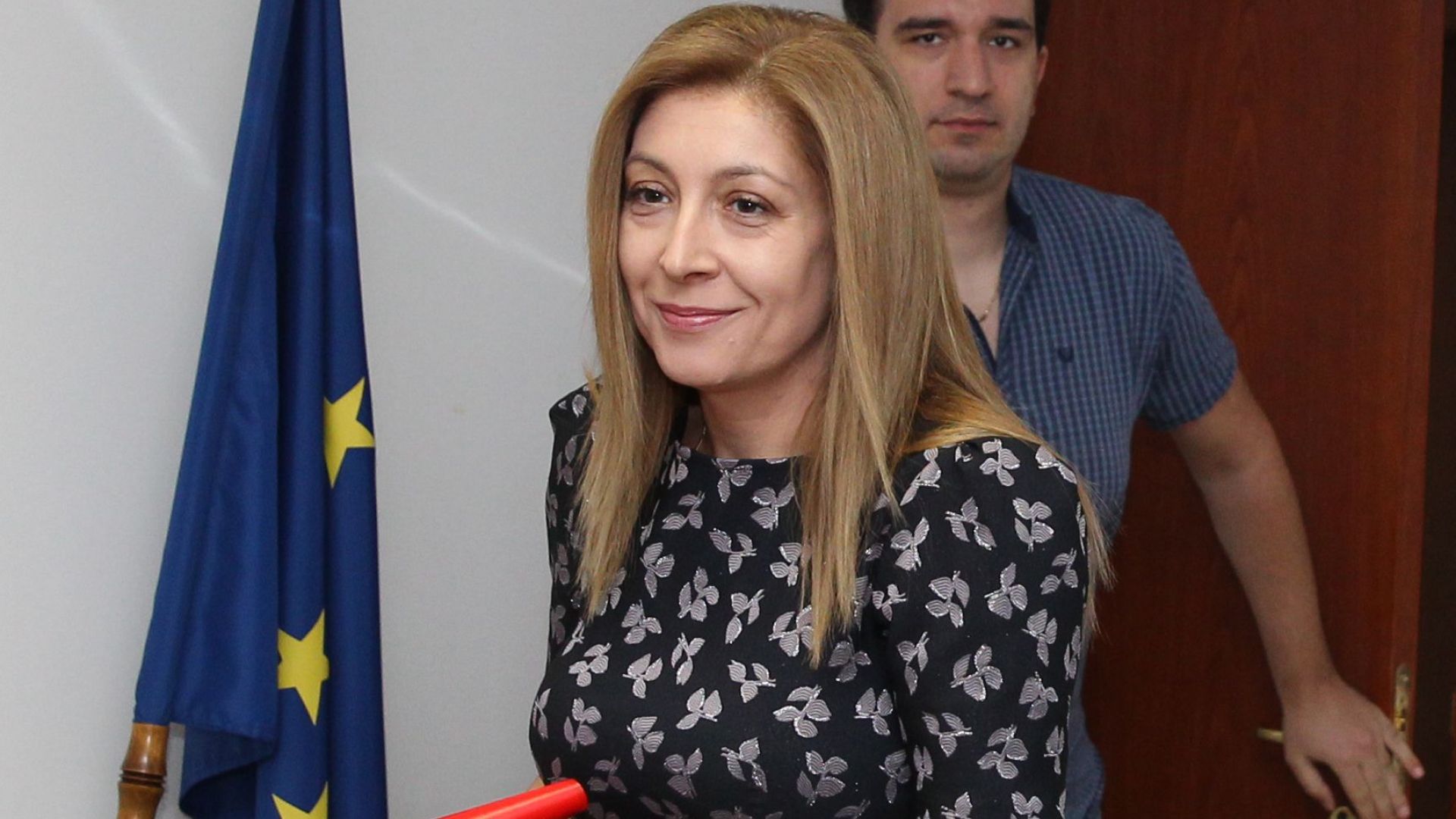 И шестимата кандидати за генерален директор на БНР Жени