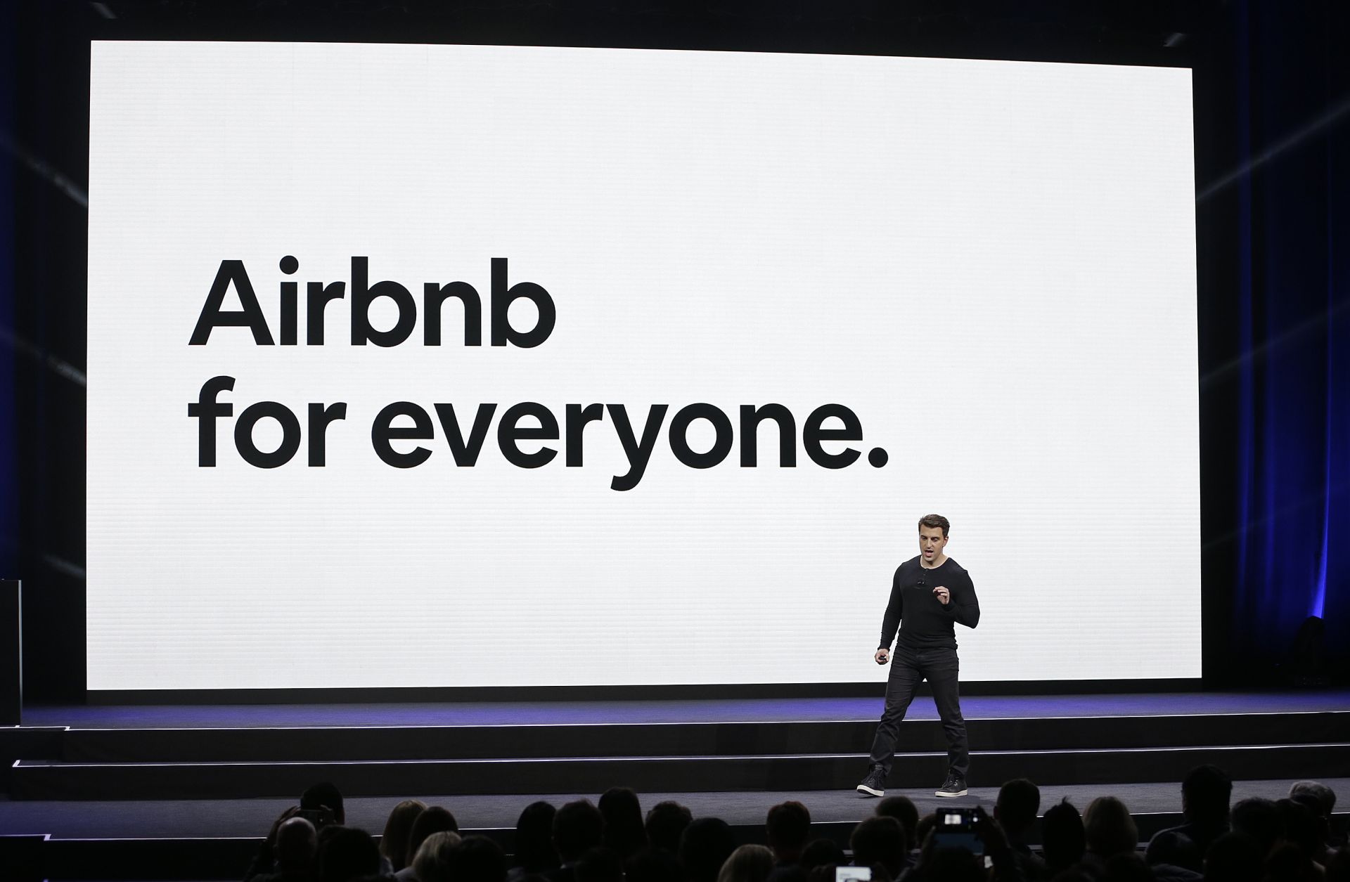 Компанията за краткосрочно отдаване на жилища под наем Еърбиенби (Airbnb) е на загуба за първите девет месеца на миналата година