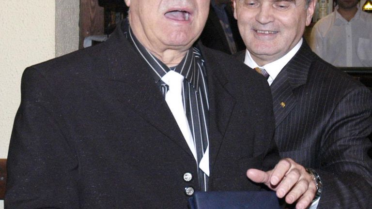 1 март 2006 г.- Проф. Вучков с главния секретар на БНБ Петко Кръстев на ...