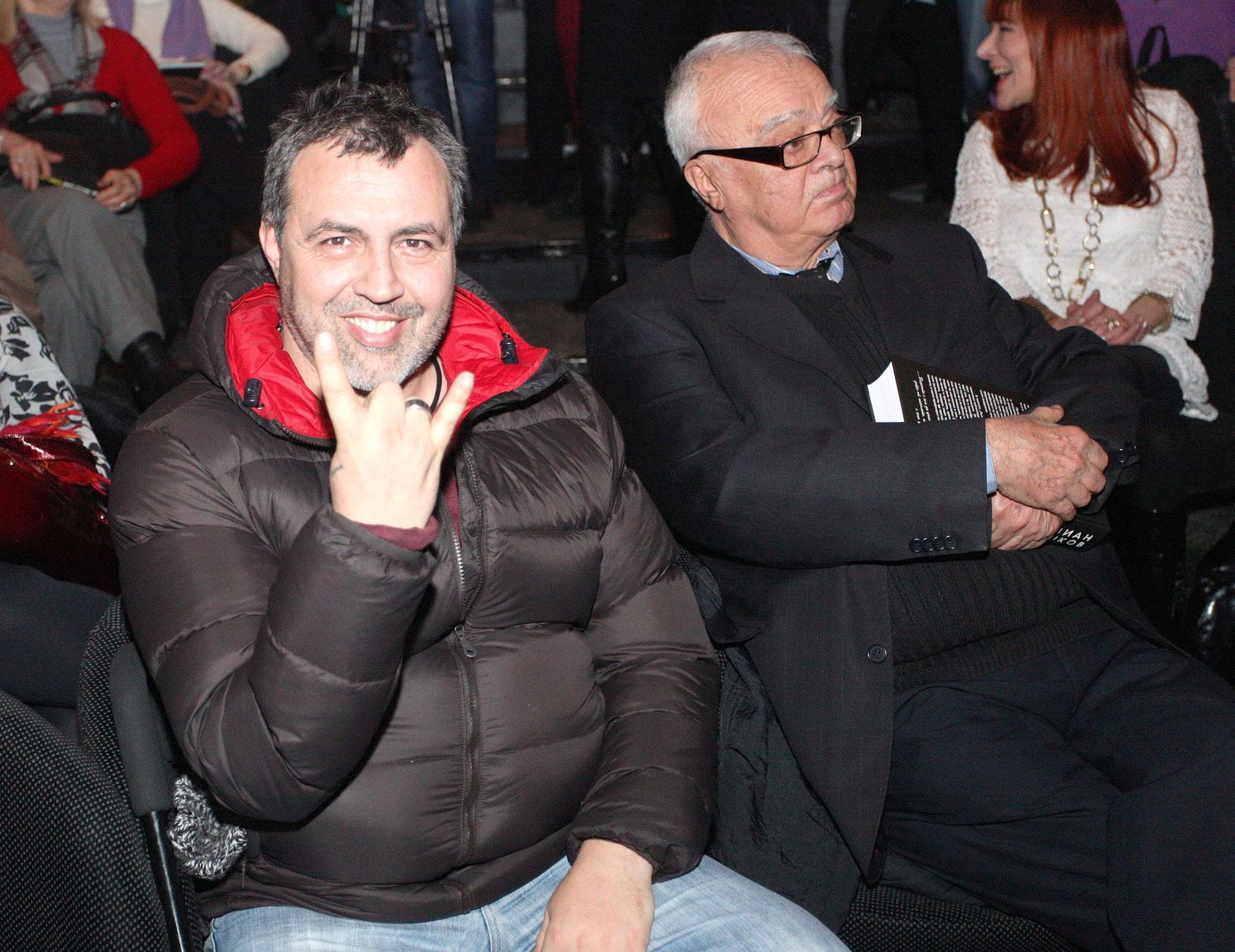 18 декември 2013 г. - Проф. Вучков с актьора Христо Мутафчийски на представяне на книга