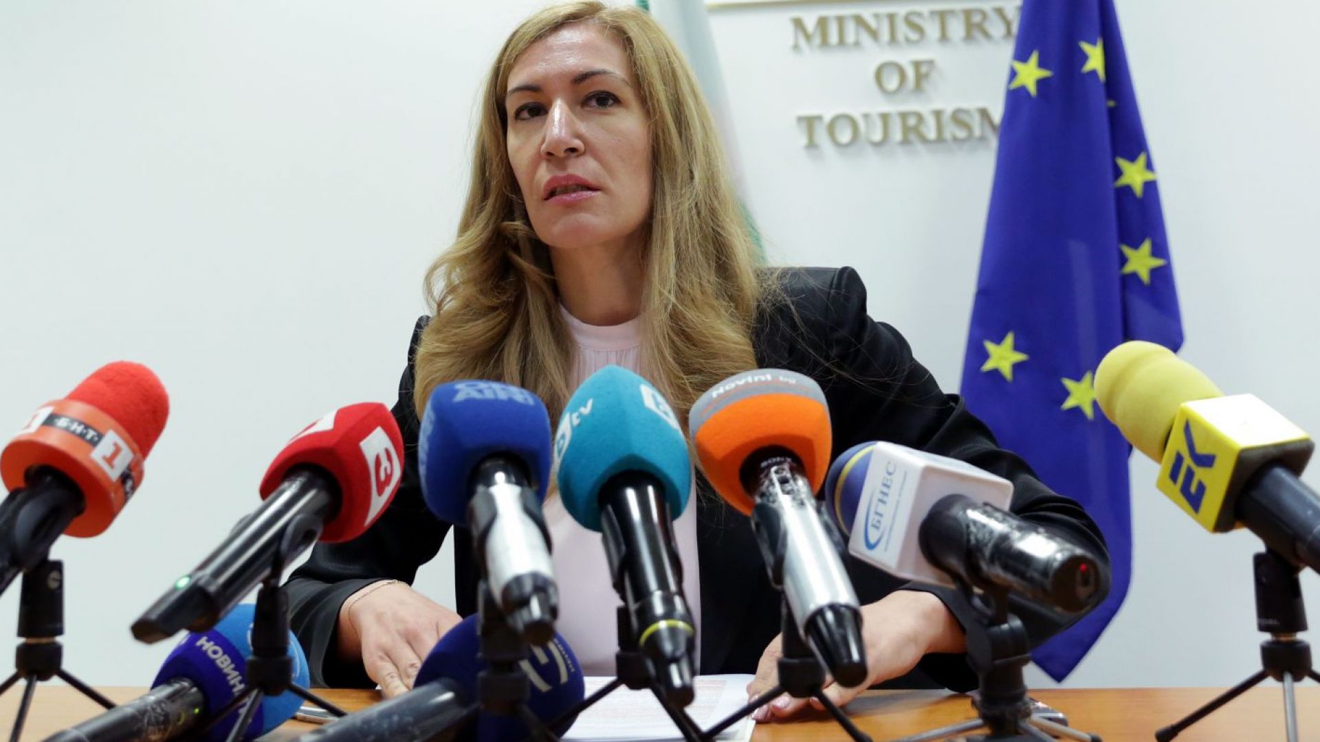 Министерството на туризма предвижда и кризисна рекламна стратегия но основно