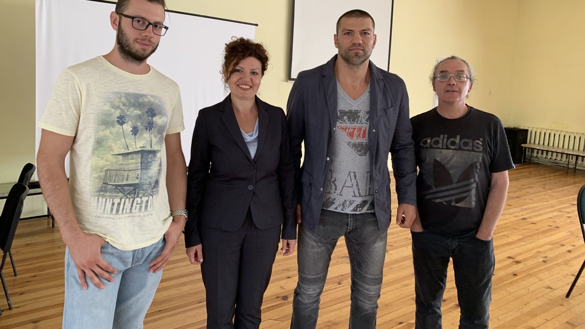 Какво е общото между одитор боксьор актьор и лекар Отговор