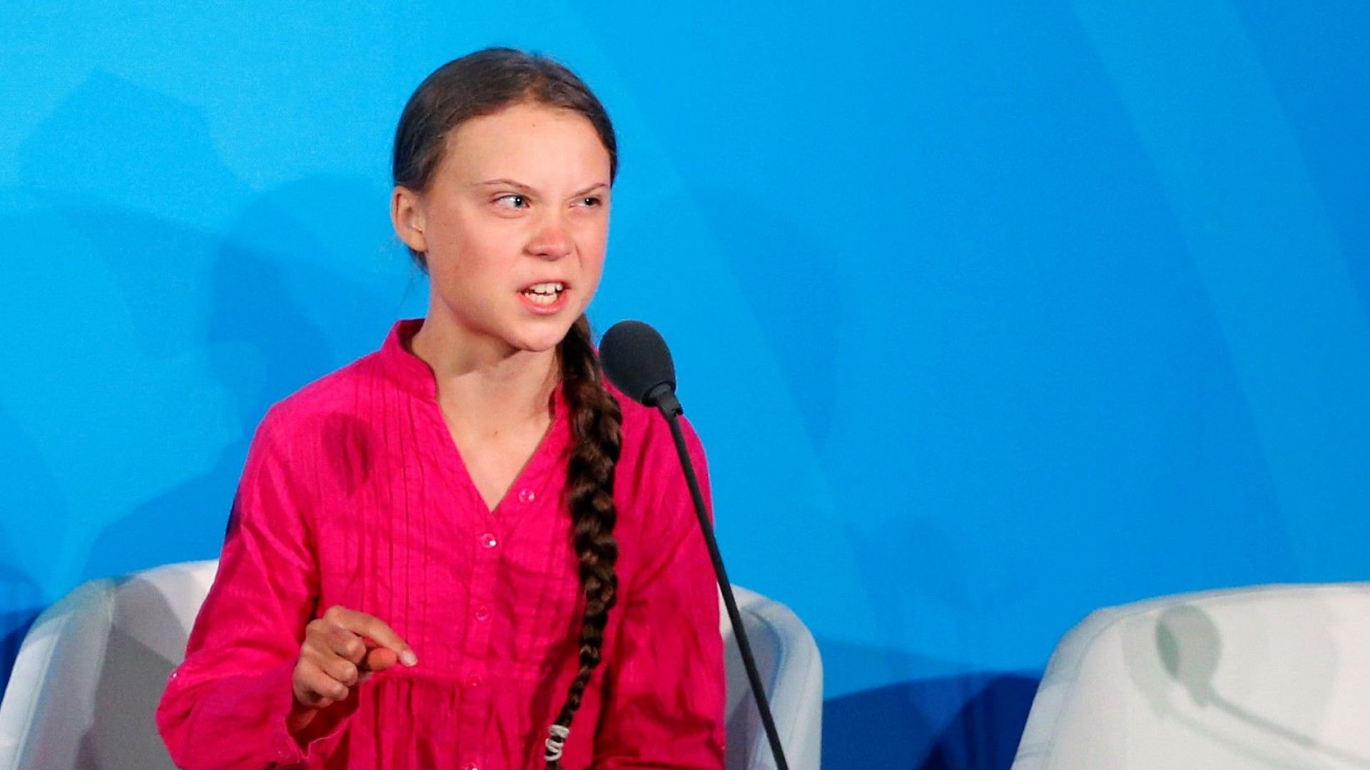 Шведската тийнейджърка Грета Тунберг си спечели милиони почитатели с критиките