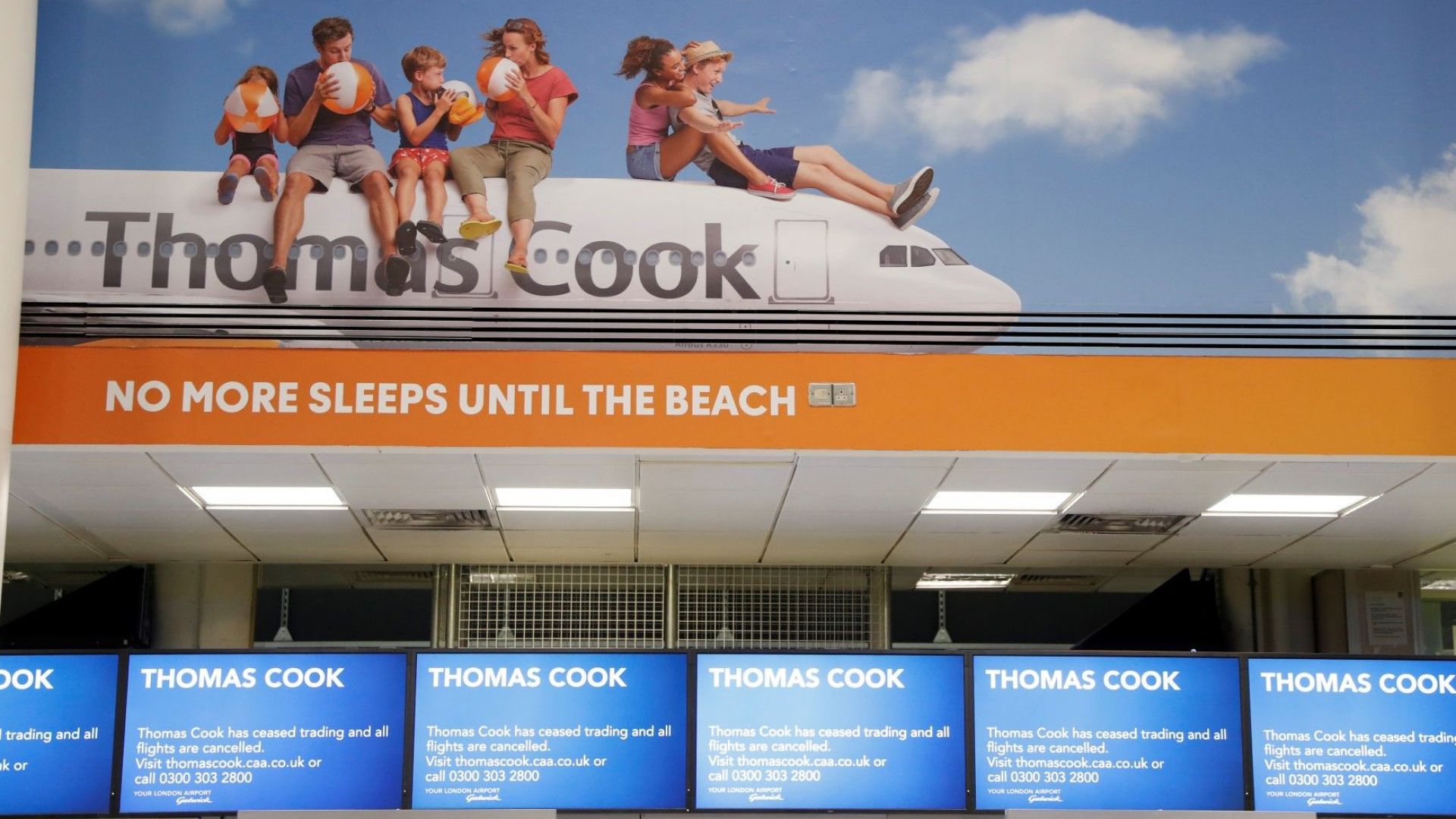 Около половин милиард евро е изгубил гръцкият туризъм от фалита