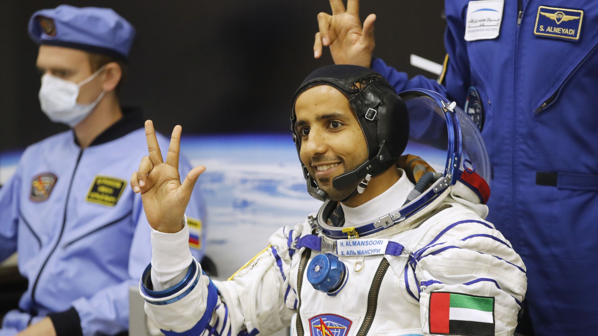 В космоса полетя първият астронавт от ОАЕ